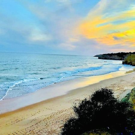 شقة Peradoce - Beach 150M - Terrace - Private Parking Armação de Pêra المظهر الخارجي الصورة